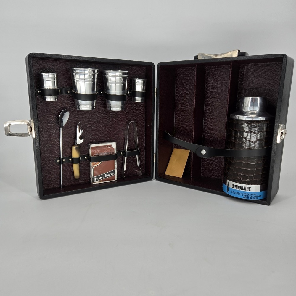 Londonaire Portable Pub Vintage 1960s Travel Bar Set Bakelite Shaker Key MCM